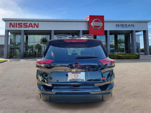2025 Nissan Rogue Rock Creek