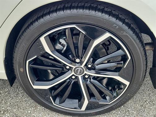2025 Nissan Altima SR FWD