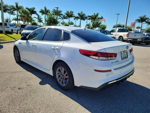 2020 Kia Optima LX
