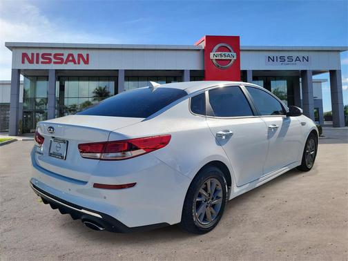 2020 Kia Optima LX