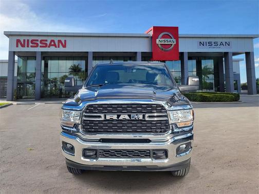 2024 RAM 2500 Big Horn Crew Cab 4x4 8' Box