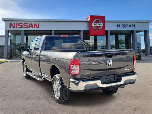 2024 RAM 2500 Big Horn Crew Cab 4x4 8' Box