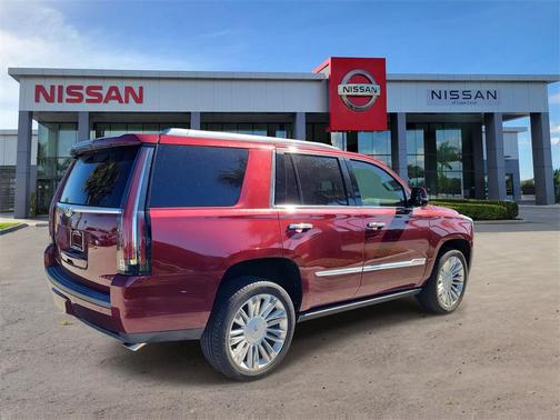 2019 Cadillac Escalade Platinum