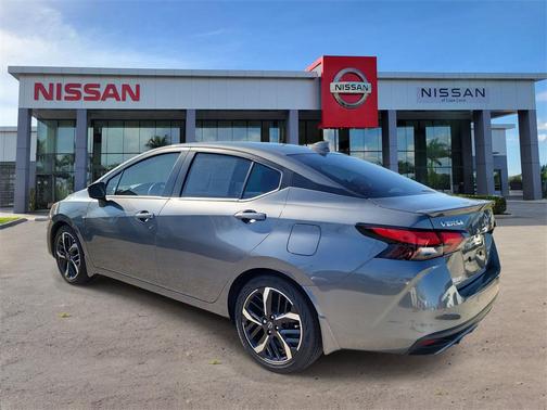 2025 Nissan Versa 1.6 S