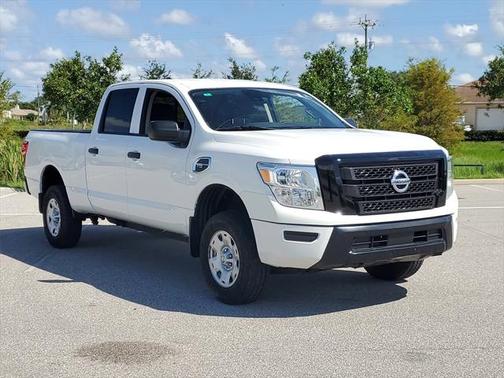 2022 Nissan Titan XD S