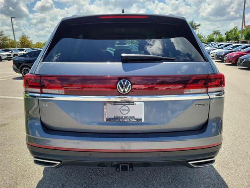 2024 Volkswagen Atlas 2.0T SE w/Technology 4MOTION