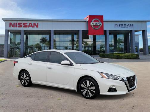 2022 Nissan Altima 2.5 SL