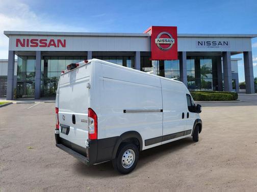 Bright White Clearcoat 2023 RAM ProMaster 2500 High Roof