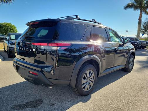 2025 Nissan Pathfinder SV FWD