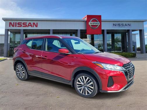2023 Nissan Kicks SV