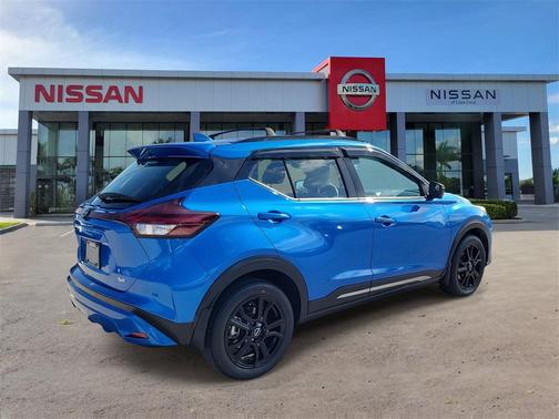 2024 Nissan Kicks SR