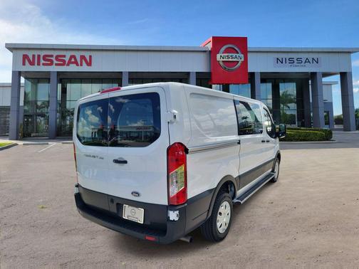 OXFORD WHITE 2024 Ford Transit-250 Base