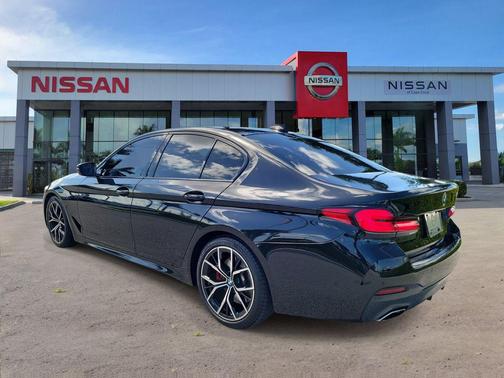 Black Sapphire Metallic 2021 BMW 530 530i