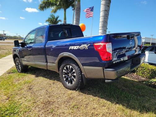 2017 Nissan Titan PRO-4X