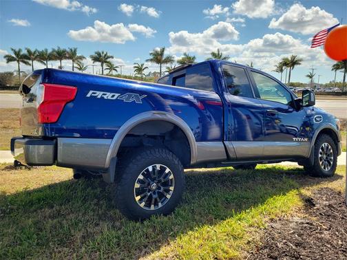 2017 Nissan Titan PRO-4X