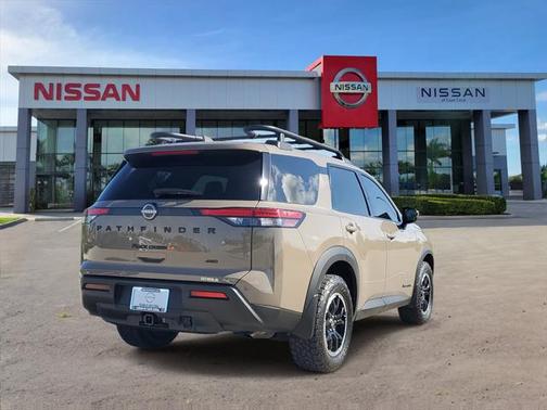 2024 Nissan Pathfinder Rock Creek 4WD