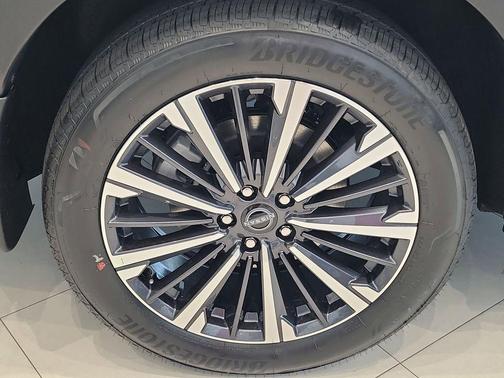 Super Black 2026 Nissan Pathfinder Platinum