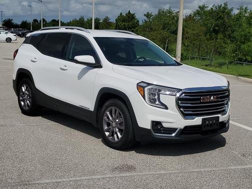 2023 GMC Terrain SLT