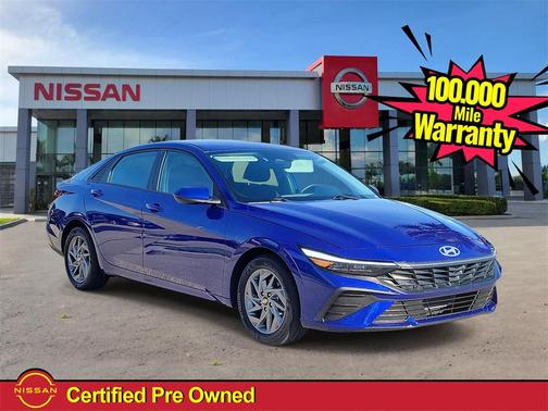 2024 Hyundai ELANTRA SEL