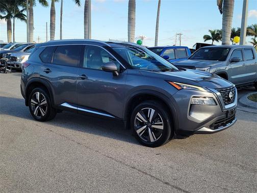 2022 Nissan Rogue SL