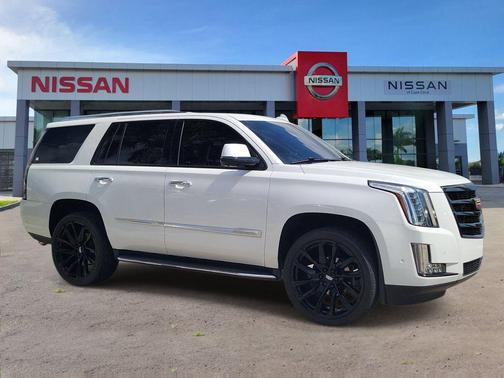 Crystal White Tricoat 2020 Cadillac Escalade Luxury