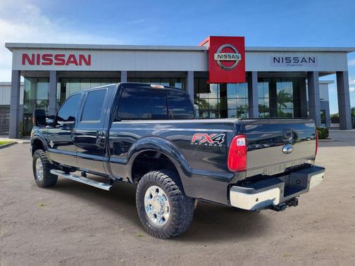 TUXEDO BLACK METALLIC 2014 Ford F-350 Lariat