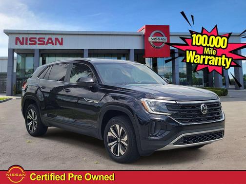 Deep Black Pearl 2024 Volkswagen Atlas Cross Sport 2.0T SE