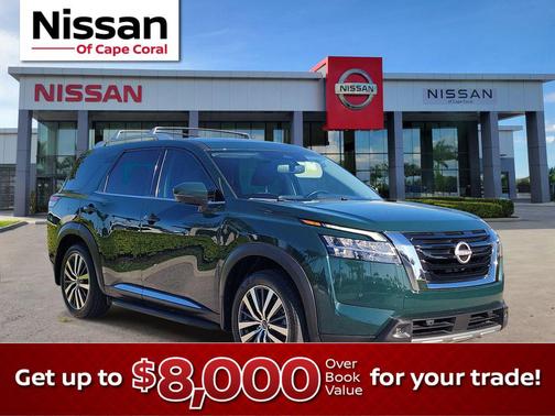 2022 Nissan Pathfinder Platinum 2WD