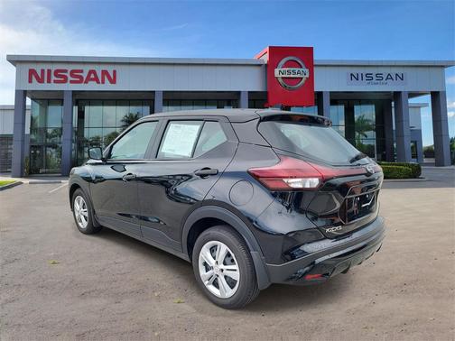 2024 Nissan Kicks S
