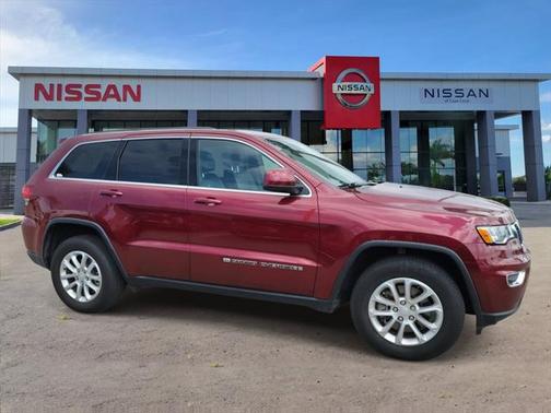 2022 Jeep Grand Cherokee Laredo