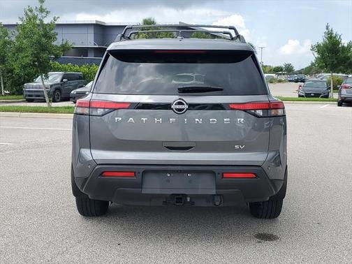 2022 Nissan Pathfinder SV 2WD