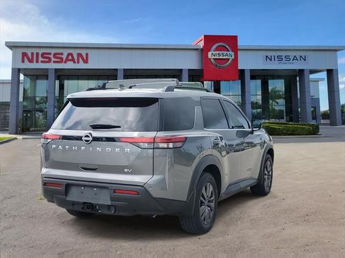 2022 Nissan Pathfinder SV 2WD