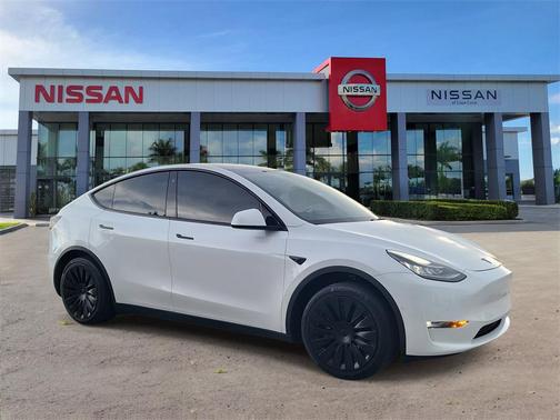 2021 Tesla Model Y Standard Range Rear-Wheel Drive