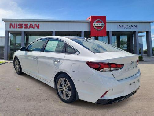 Quartz White Pearl 2018 Hyundai SONATA Limited