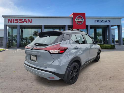 2024 Nissan Kicks SR