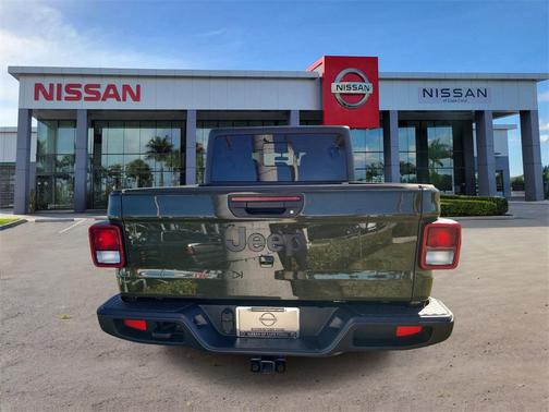 2023 Jeep Gladiator Sport S