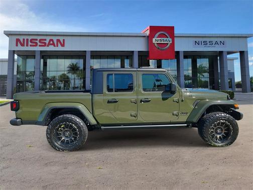 2023 Jeep Gladiator Sport S