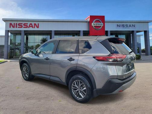 Gun Metallic 2023 Nissan Rogue S