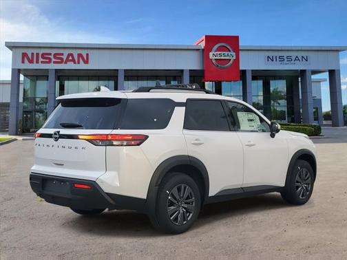 2025 Nissan Pathfinder SV FWD