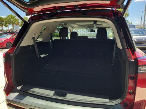 Scarlet Ember Tintcoat 2026 Nissan Pathfinder SL