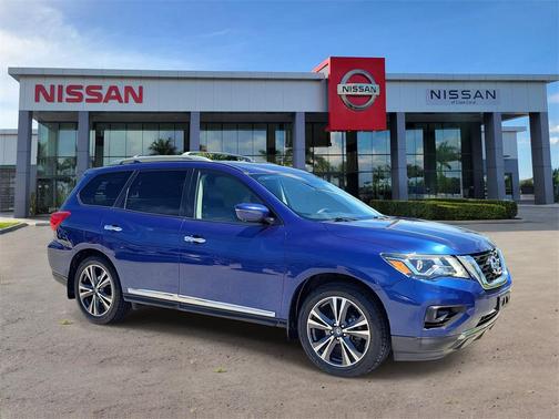 2020 Nissan Pathfinder Platinum 2WD