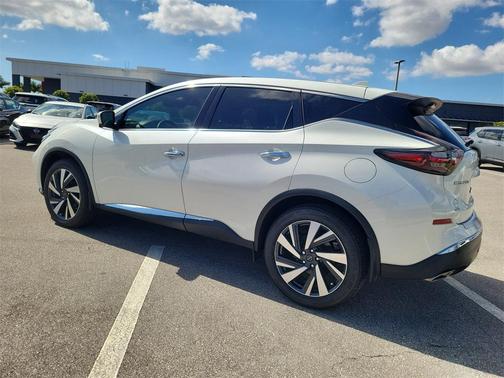 2024 Nissan Murano SL FWD
