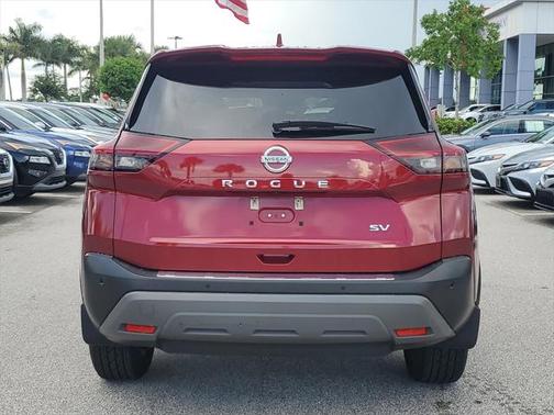 2021 Nissan Rogue SV