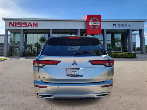 2023 Mitsubishi Outlander SE 2.5 S-AWC