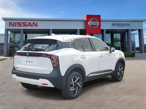 2025 Nissan Kicks SV