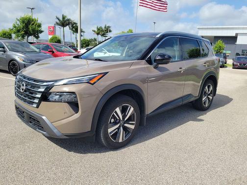 Baja Storm Metallic/Super Black 2024 Nissan Rogue SL