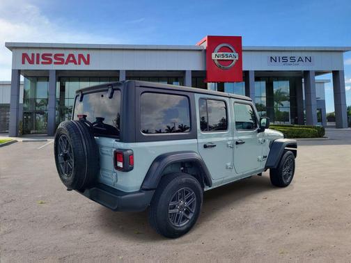 Earl Clearcoat 2024 Jeep Wrangler Sport S