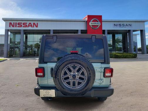 Earl Clearcoat 2024 Jeep Wrangler Sport S