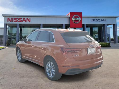 2024 Audi Q3 Premium 45 TFSI S line quattro Tiptronic