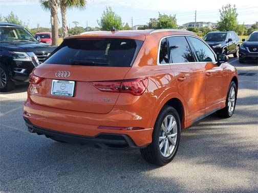 2024 Audi Q3 Premium 45 TFSI S line quattro Tiptronic